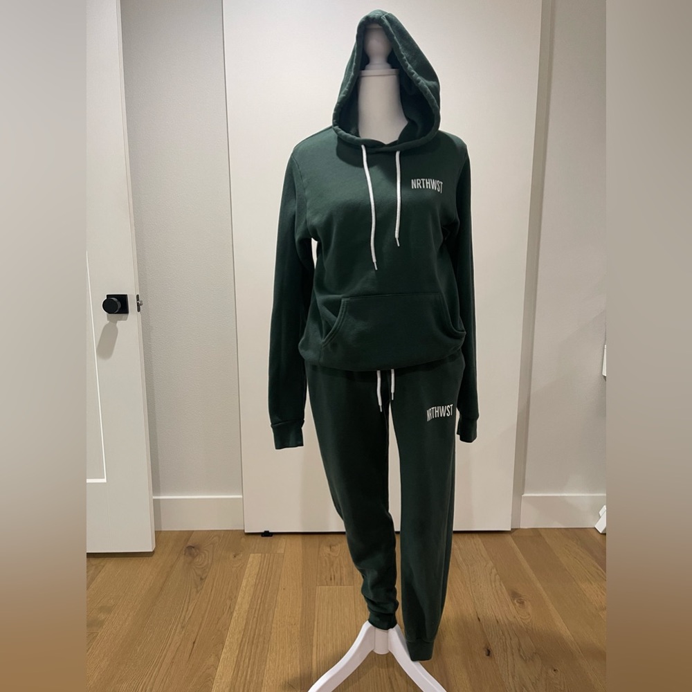 Wish You Were Here Northwest Sweat Set - Hunter Green - Size Small - Picture 3 of 5